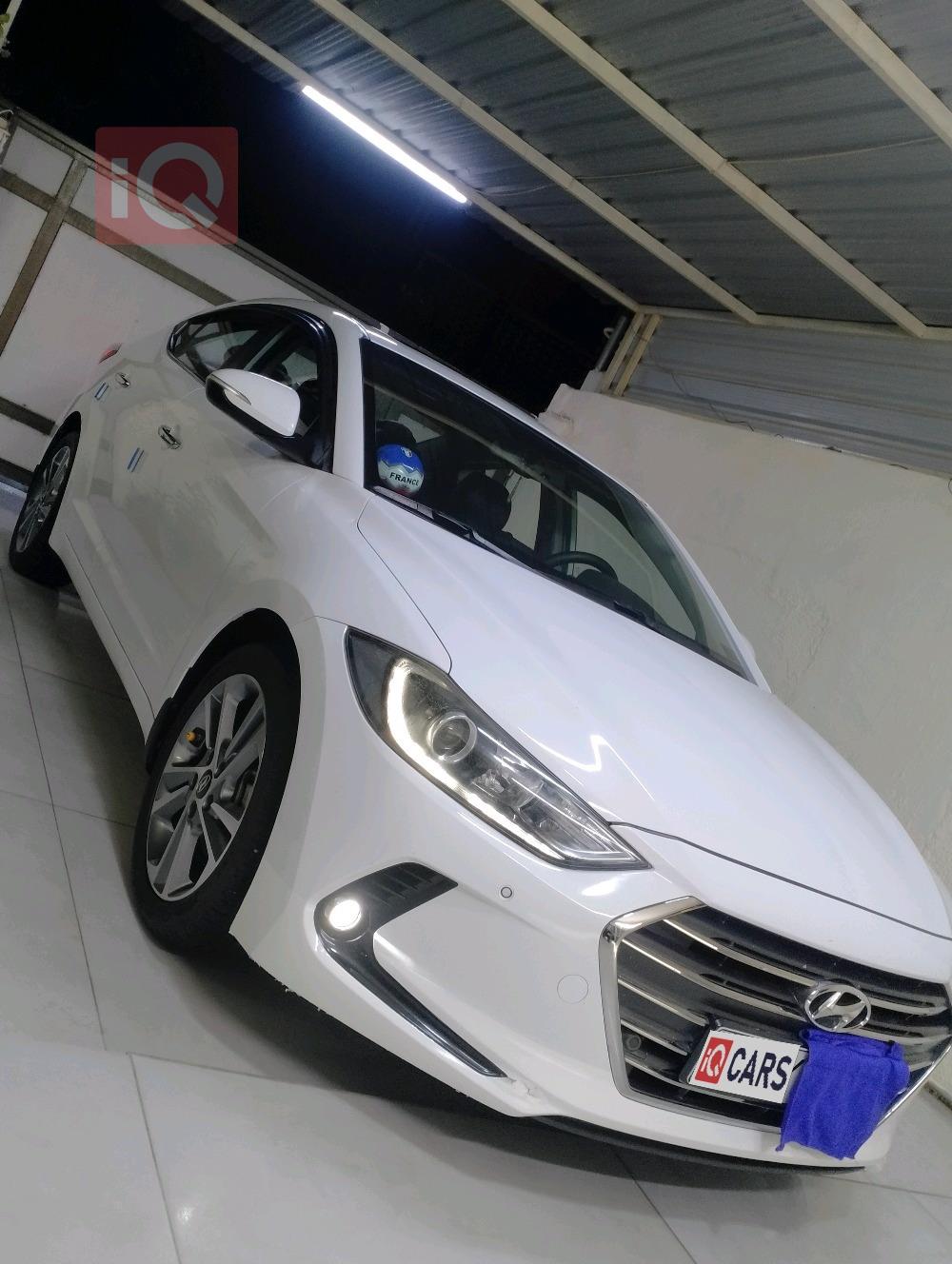 هيونداي النترا